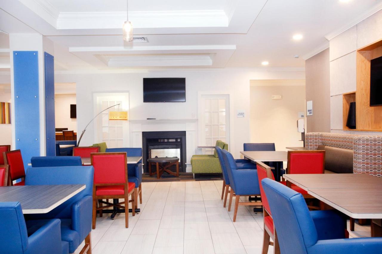 Holiday Inn Express Hotel & Suites Bethlehem Airport/Allentown Area By Ihg Exterior foto